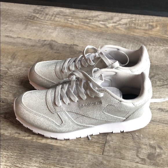 Reebok Other - Reebok ortholite new silver metallic classic shoes